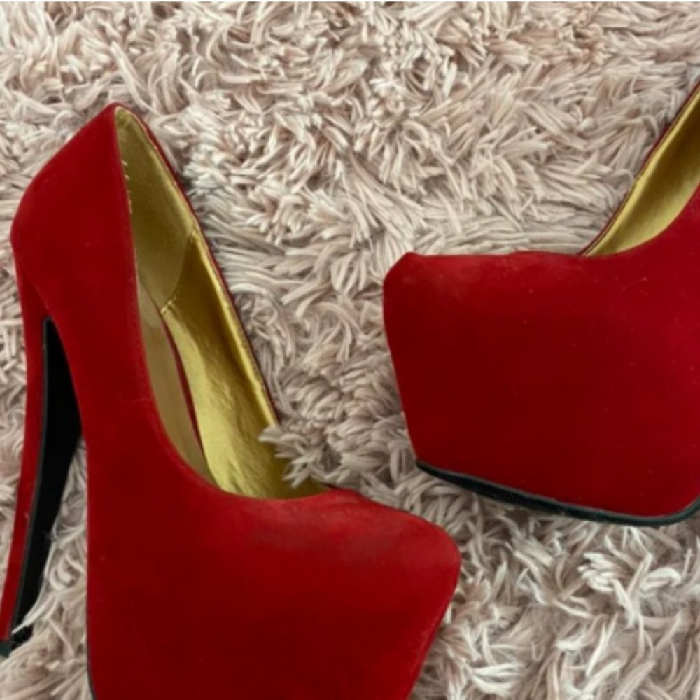 Shoe Republic La